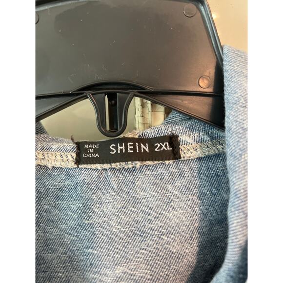 SHEIN size 2X denim hooded jacket - Picture 2 of 4
